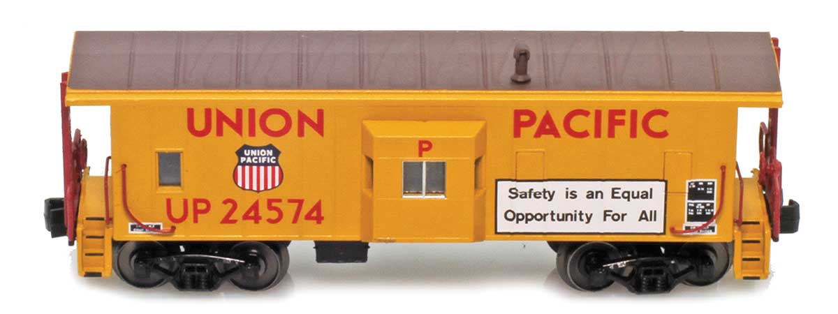92002-7 Bay Window Caboose | UP 24574
