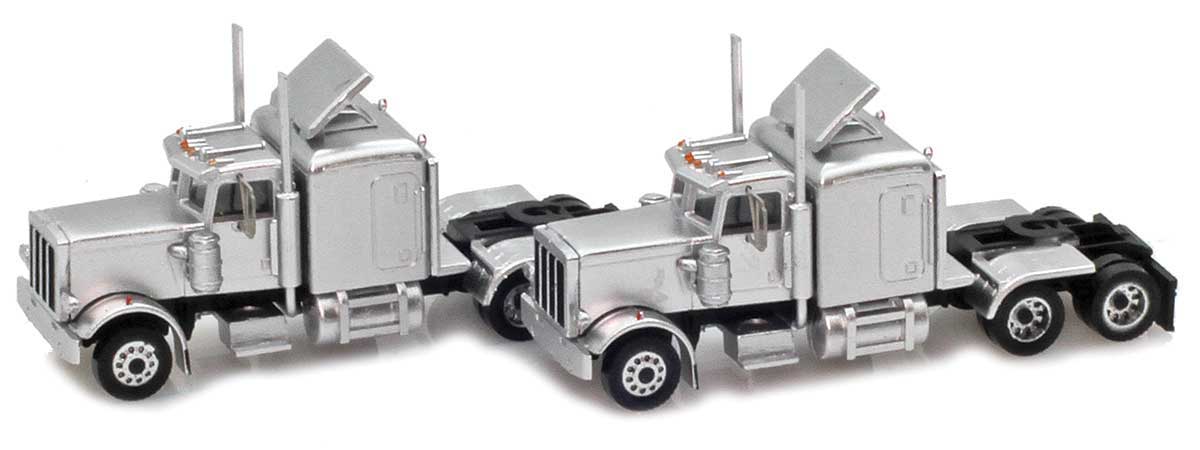96004 Hood Truck with Crew Cab | Silver